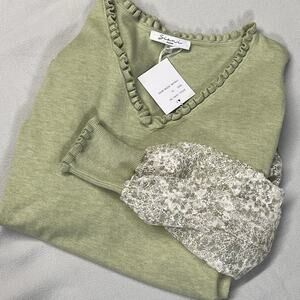 Sioni Top Blouse Lace Cobweb Sleeves Women XL Sage Green NEW Ruffle V Neck